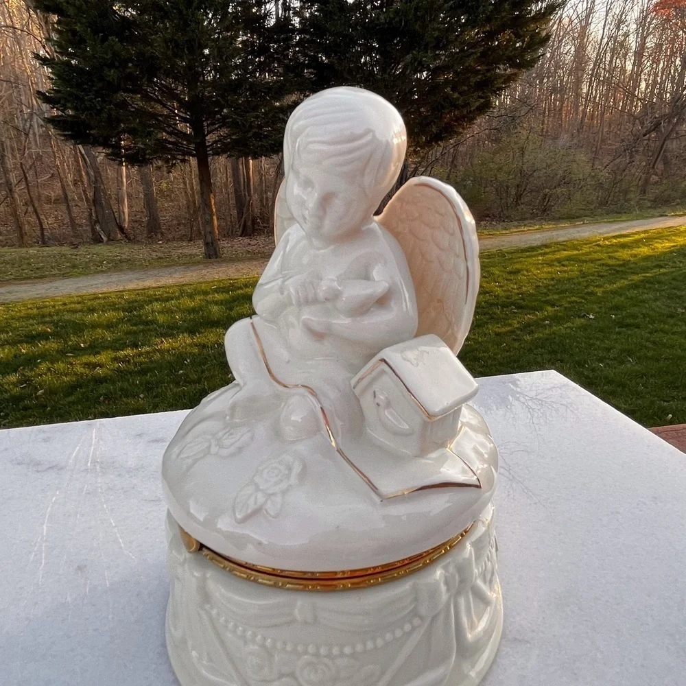 Vintage angel cherub jewelry trinket box